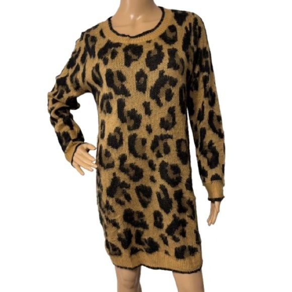 Umgee Brushed Knit Long Sleeve Leopard Print Sweater Dress Size S Knee Length - Picture 1 of 6